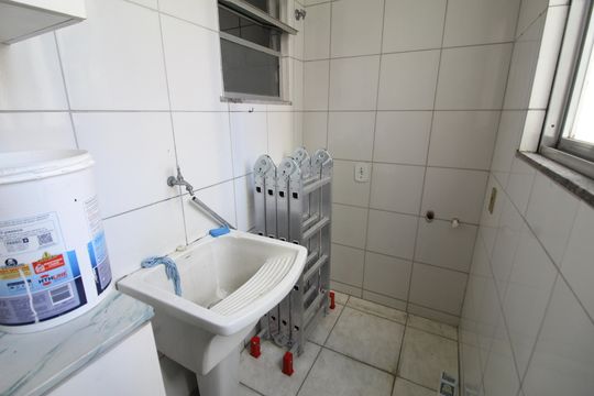 Área de Serviço de apartamento para alugar com 2 quartos, 116m² em Taquara, Rio de Janeiro
