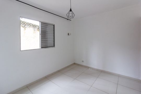 Quarto 1 de apartamento para alugar com 2 quartos, 50m² em Centro, Guarulhos