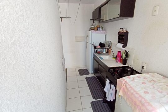 Cozinha de apartamento para alugar com 1 quarto, 49m² em Colônia (Zona Leste), São Paulo
