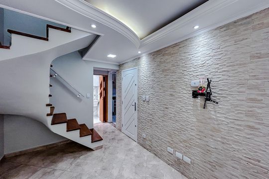 Sala de casa de condomínio para alugar com 2 quartos, 57m² em Vila Esperança, São Paulo