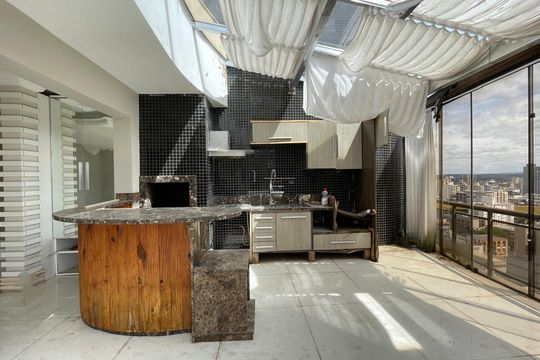 Apartamento para alugar com 5 quartos, 328m² em Morro do Espelho, São Leopoldo