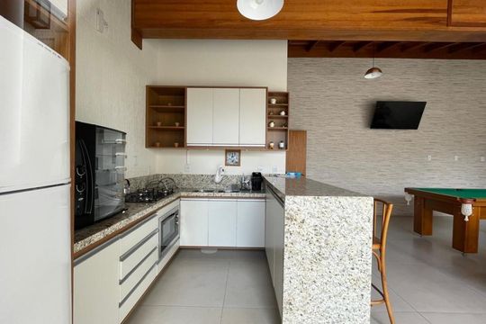 Apartamento para alugar com 5 quartos, 328m² em Morro do Espelho, São Leopoldo