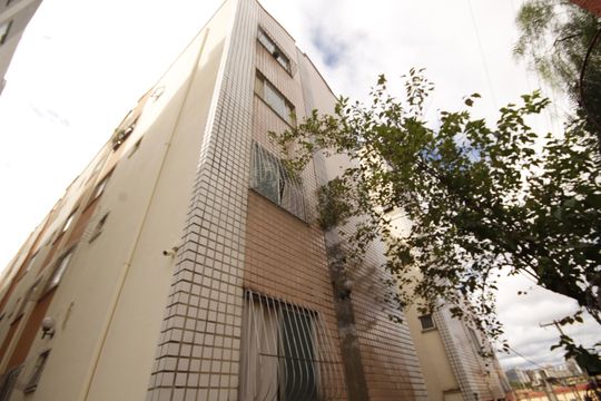 fachada de apartamento à venda com 2 quartos, 55m² em Floresta, Belo Horizonte