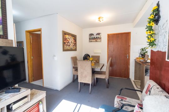 Sala de apartamento para alugar com 2 quartos, 51m² em Chapéu do Sol, Porto Alegre