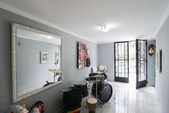 Sala de casa para alugar com 3 quartos, 150m² em Jardim São Paulo, São Paulo