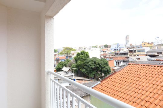 Varanda de kitnet/studio para alugar com 1 quarto, 19m² em Cidade Antônio Estêvão de Carvalho, São Paulo