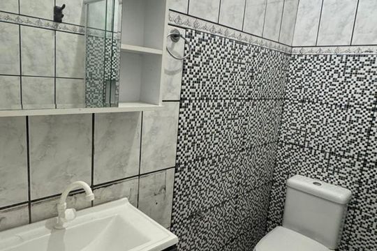 Banheiro 3 de casa à venda com 2 quartos, 250m² em Vila Pindorama, Barueri