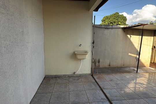 Casa para alugar com 2 quartos, 60m² em Jardim Ana Lúcia, Goiânia