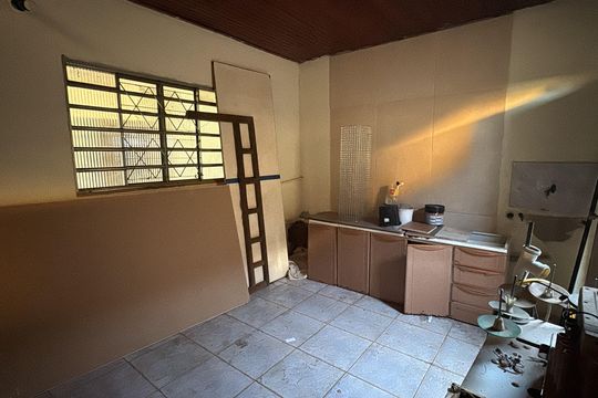 Casa para alugar com 1 quarto, 40m² em Jardim Ana Lúcia, Goiânia