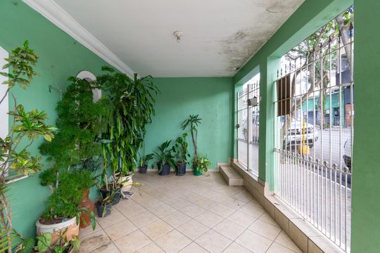 Garagem de casa à venda com 5 quartos, 200m² em Vila Santa Catarina, São Paulo