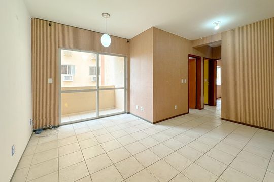 Apartamento para alugar com 3 quartos, 82m² em Serraria, São José