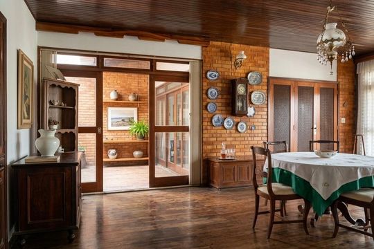 Casa à venda com 5 quartos, 386m² em Serra, Belo Horizonte