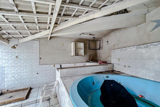 Área externa de casa à venda com 5 quartos, 257m² em Vila Carrão, São Paulo