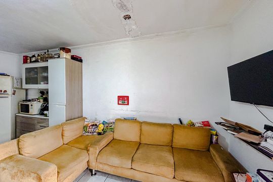 Casa à venda com 5 quartos, 257m² em Vila Carrão, São Paulo