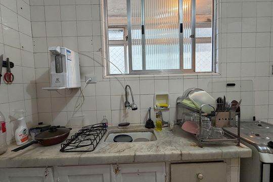 Cozinha de apartamento para alugar com 2 quartos, 72m² em Aparecida, Santos
