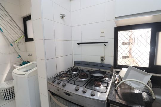 Cozinha de apartamento para alugar com 3 quartos, 126m² em Patamares, Salvador
