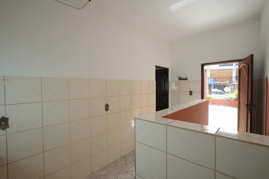 Área de Serviço de casa para alugar com 4 quartos, 345m² em Vila Sacadura Cabral, Santo André
