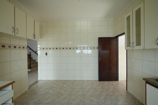Cozinha de casa para alugar com 4 quartos, 345m² em Vila Sacadura Cabral, Santo André