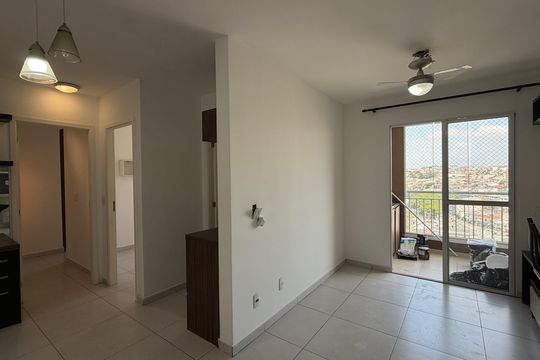 Apartamento para alugar com 2 quartos, 65m² em Centro, Carapicuíba