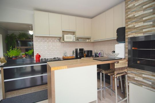 Cozinha de apartamento à venda com 3 quartos, 224m² em Boa Vista, Porto Alegre