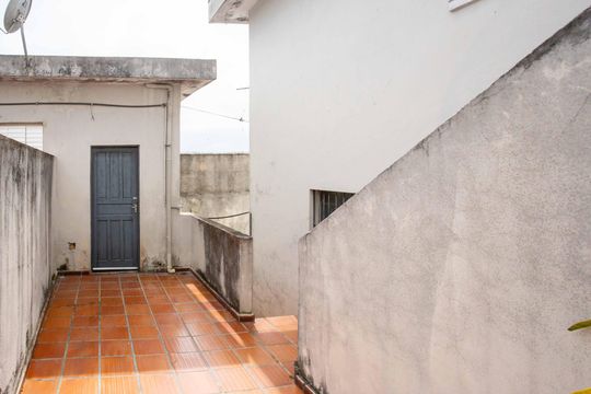 Área comum de casa para alugar com 1 quarto, 50m² em Taboão, Diadema