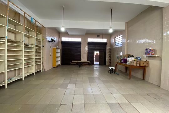 Salão de casa à venda com 5 quartos, 326m² em Vila Sonia, São Paulo