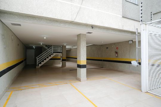 Garagem de apartamento à venda com 2 quartos, 50m² em Rudge Ramos, São Bernardo do Campo