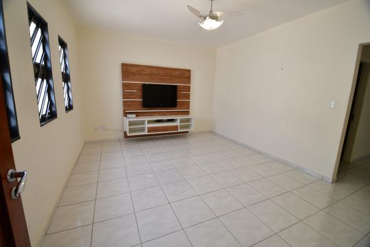 Casa para alugar com 4 quartos, 323m² em Chácara da Barra, Campinas