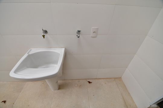 Área de Serviço de casa para alugar com 4 quartos, 323m² em Chácara da Barra, Campinas