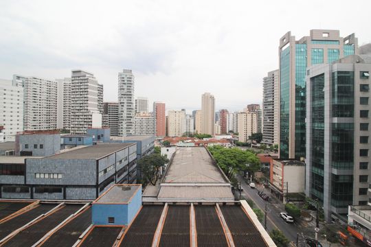 Vista de kitnet/studio à venda com 1 quarto, 26m² em Vila Nova Conceição, São Paulo