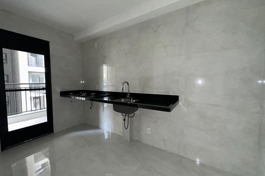 Cozinha de apartamento para alugar com 2 quartos, 55m² em Jardim Maria Helena, Barueri