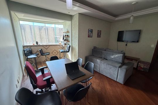 Apartamento para alugar com 3 quartos, 90m² em Nova Suíça, Belo Horizonte