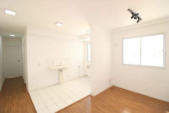 Apartamento para alugar com 2 quartos, 45m² em Jardim Helian, São Paulo