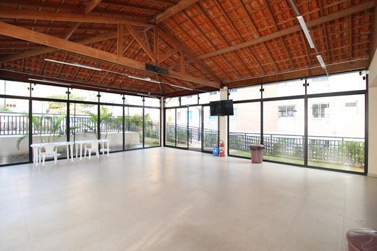 Área comum de apartamento para alugar com 2 quartos, 45m² em Jardim Helian, São Paulo