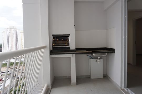 Apartamento para alugar com 2 quartos, 82m² em Parque Esplanada, Embu das Artes