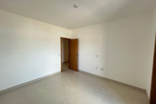 Casa à venda com 2 quartos, 100m² em Cândida Ferreira, Contagem
