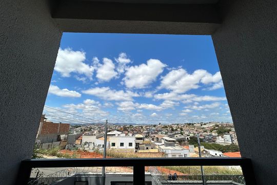 Casa à venda com 2 quartos, 100m² em Cândida Ferreira, Contagem