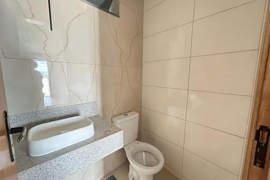 Casa à venda com 2 quartos, 100m² em Cândida Ferreira, Contagem