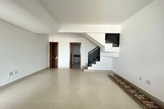 Casa à venda com 2 quartos, 100m² em Cândida Ferreira, Contagem