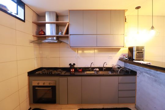 Cozinha  de casa para alugar com 2 quartos, 230m² em Parque Ribeirao Preto, Ribeirão Preto