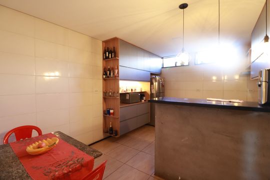 Casa para alugar com 2 quartos, 230m² em Parque Ribeirao Preto, Ribeirão Preto