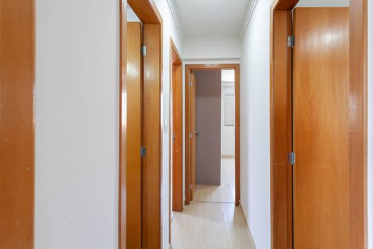 Corredor de apartamento à venda com 3 quartos, 100m² em Castelo, Belo Horizonte