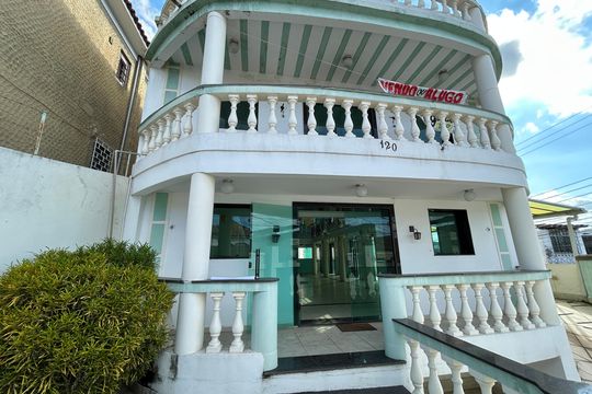 Fachada de casa à venda com 2 quartos, 509m² em Abolição, Rio de Janeiro