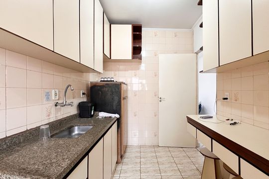 Cozinha de apartamento à venda com 2 quartos, 54m² em Chácara Sergipe, São Bernardo do Campo