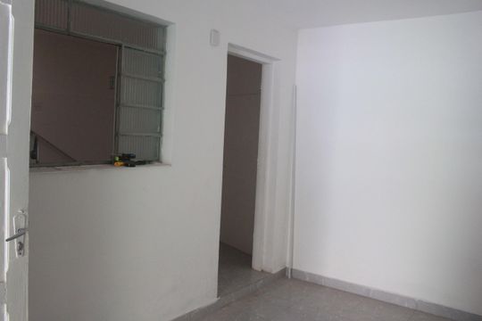 Sala de casa para alugar com 2 quartos, 230m² em Osvaldo Cruz, São Caetano do Sul