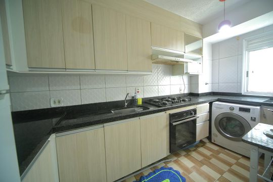 Cozinha  de apartamento à venda com 2 quartos, 52m² em Jardim Silvina, São Bernardo do Campo