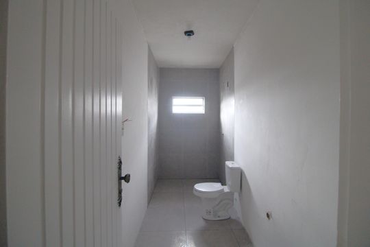 Banheiro de casa para alugar com 2 quartos, 80m² em Cidade Dutra, São Paulo