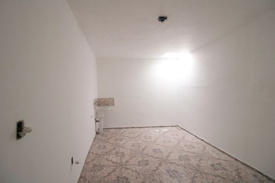 Lavanderia de casa para alugar com 2 quartos, 80m² em Cidade Dutra, São Paulo