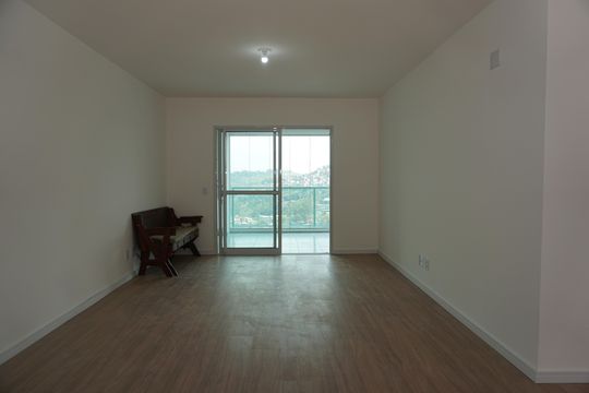 Sala de apartamento para alugar com 3 quartos, 125m² em Vila Bonfim, Embu das Artes