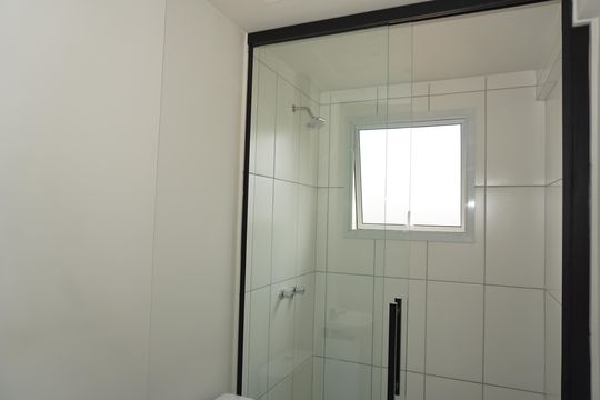 Banheiro da Suíte de apartamento para alugar com 3 quartos, 125m² em Vila Bonfim, Embu das Artes